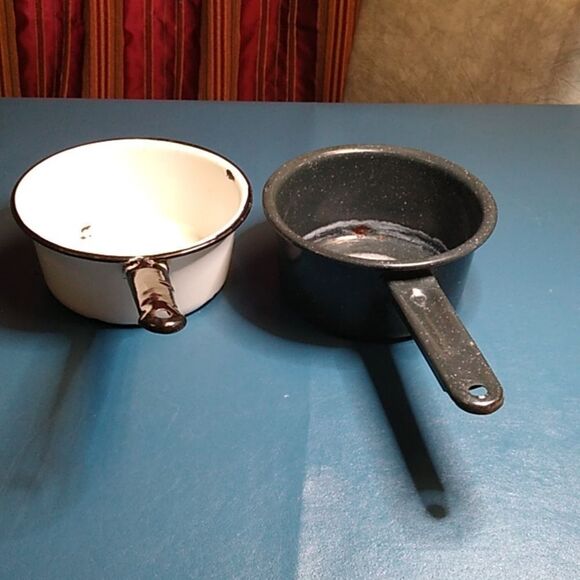 Enamel Saucepan Set - Black and White - Picture 4 of 11